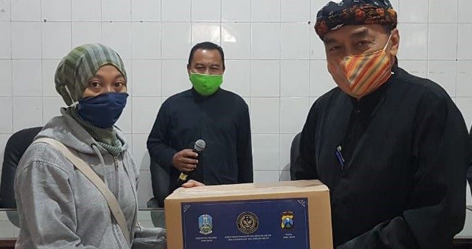 Dispopar Distribusikan Bantuan Untuk Pelaku Usaha Wisata