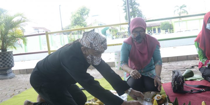 Dispopar Kembali Membuka Kolam Renang Bayuangga